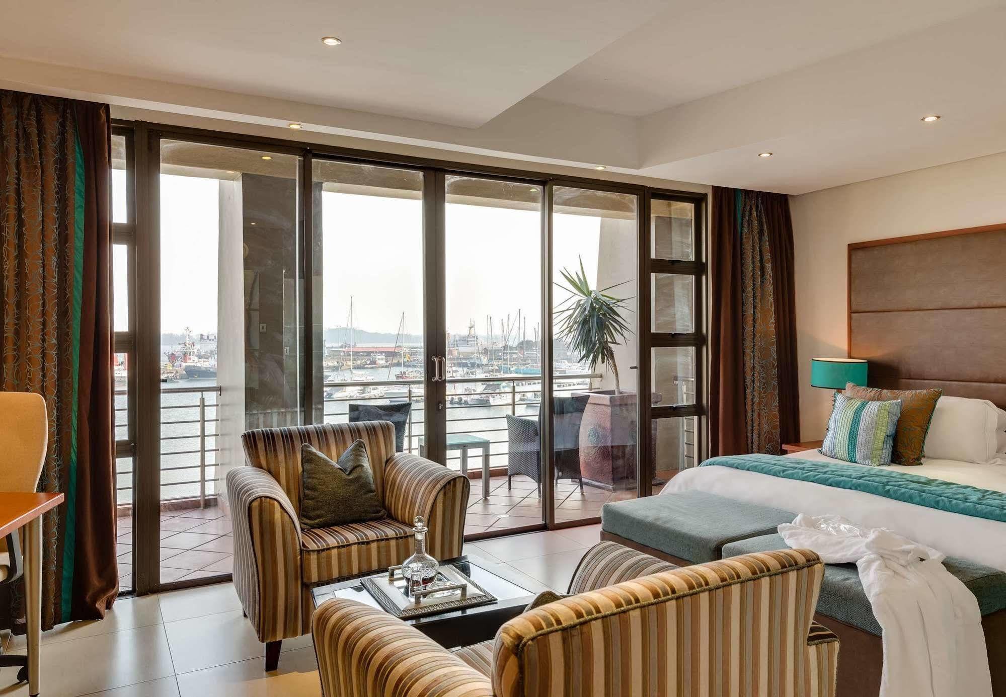 Bon Hotel Waterfront Ричардс-Бей Экстерьер фото